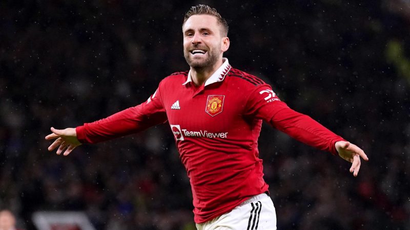 Shaw répond aux détracteurs : fidèle à Man Utd !